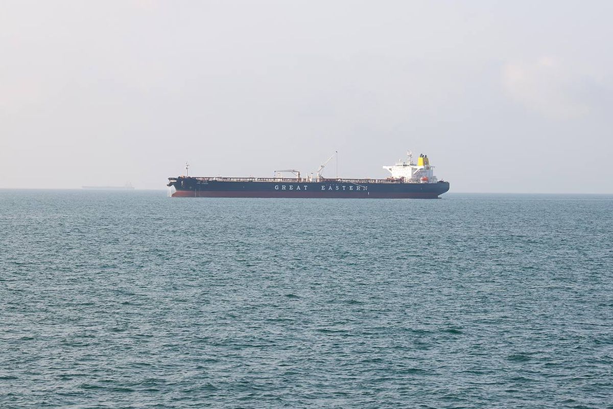 Hürmüz Boğazı’nda Kritik Eşik: Haftalar Sonra İlk LNG Sevkiyatı Başladı