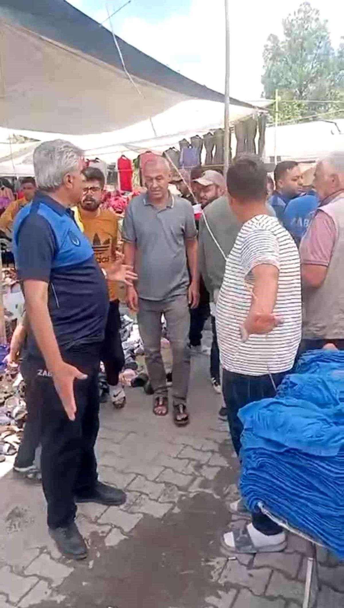 Ceylanpınar’da Bayram Pazarında Zabıta-Esnaf Gerginliği: "Bana Artistlik Yapmayın!"