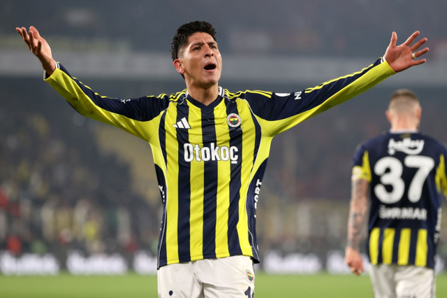 Fenerbahçe'de Edson Alvarez Dönemi Kapanıyor: Opsiyon Kullanılmayacak