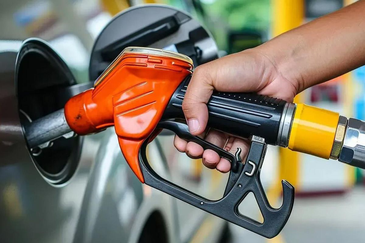 Motorine Bir Zam Daha: Tabelalar Gece Yarısı Değişti!